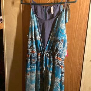 Teal floral two layered dress inside over the knee and outside layer long